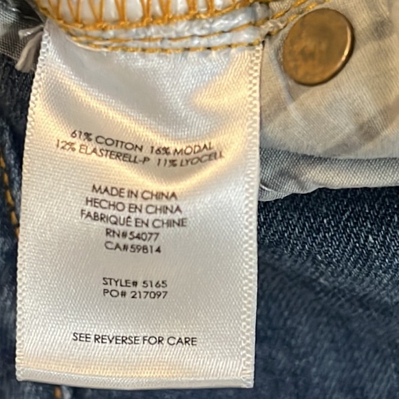 Cabi Slim Boyfriend‎ Jeans - Picture 5 of 9